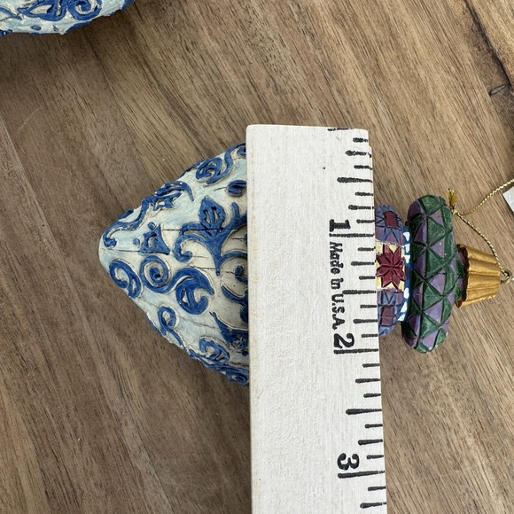 Jim Shore Heartwood Creek 118703 Ornaments Set of 2 2004 Quilt Scrollwork Retire - Picture 8 of 8